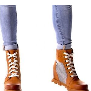 Brown and Gray Women's Ankle Boots
